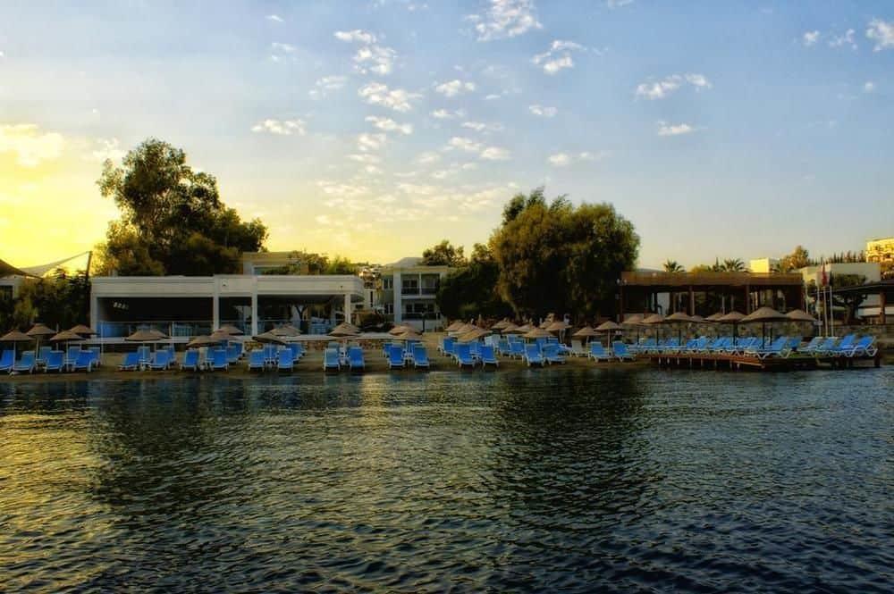 Breeze Beach Hotel By Prestij Gumbet Exterior photo
